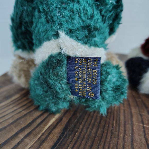 Boyd's Santa Jointed Brown Bears in Red Santa Outfit Green Santa Outfit Hat - Picture 8 of 16